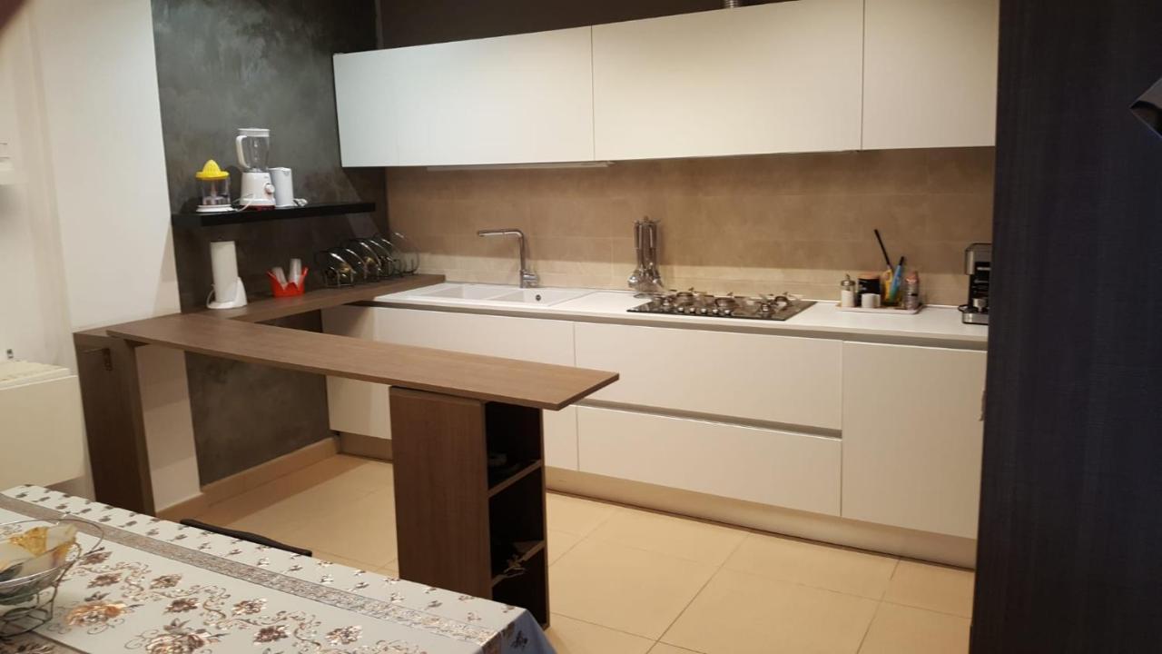 La Casa Di Elena Apartment Sannicandro di Bari Bagian luar foto